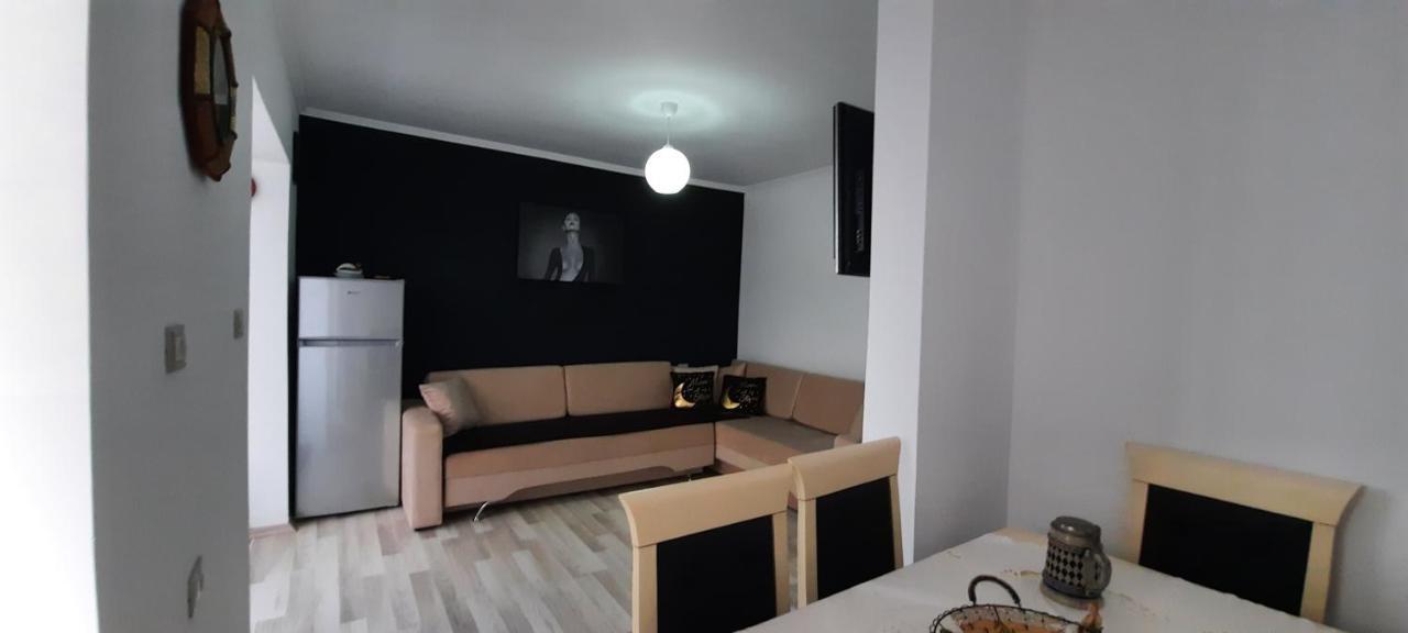 Apartament Clara Permet Exterior photo