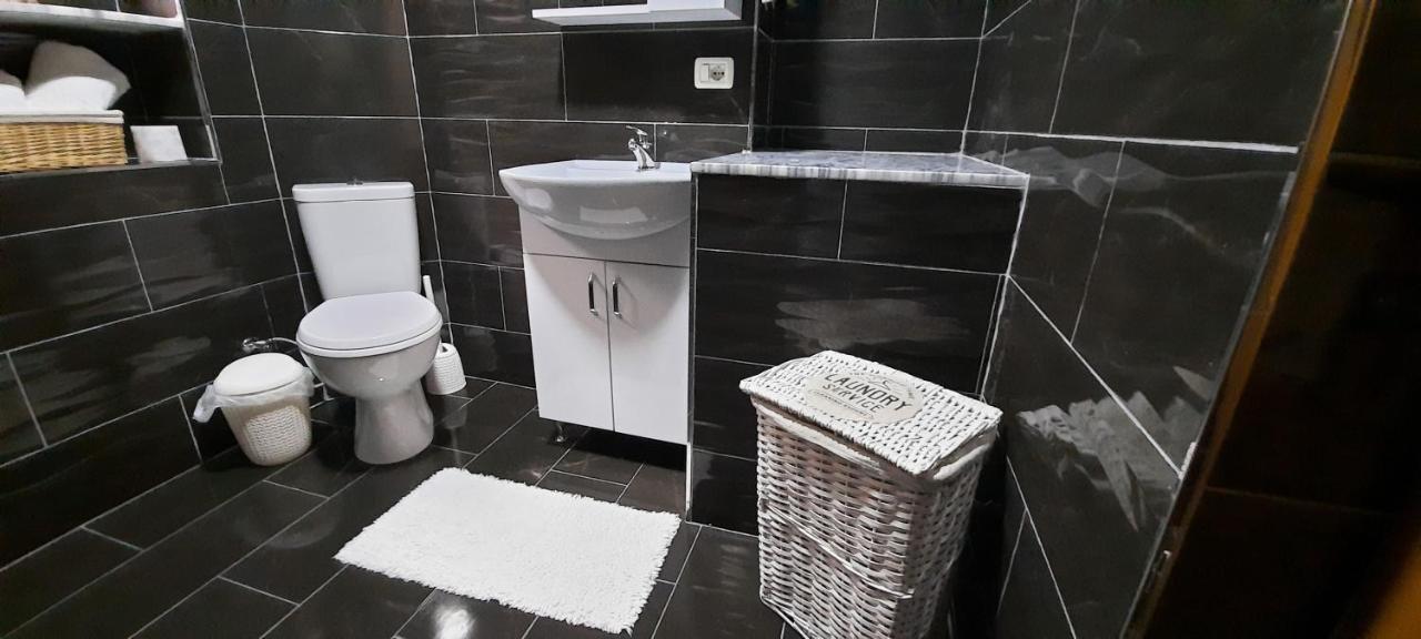 Apartament Clara Permet Exterior photo