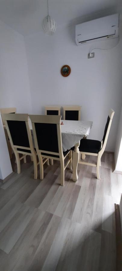 Apartament Clara Permet Exterior photo